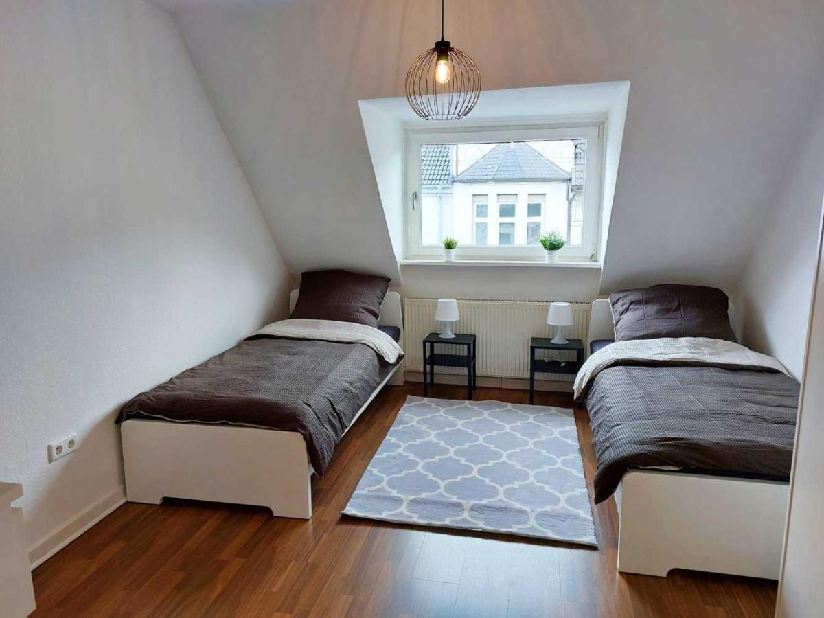 Cozy Apartment With Garden In Gelsenkirchen Eksteriør billede