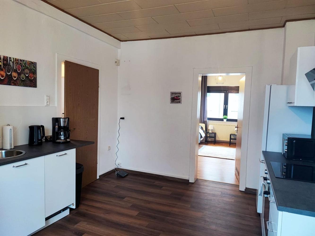 Cozy Apartment With Garden In Gelsenkirchen Eksteriør billede