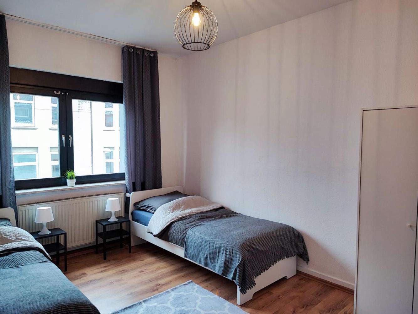 Cozy Apartment With Garden In Gelsenkirchen Eksteriør billede