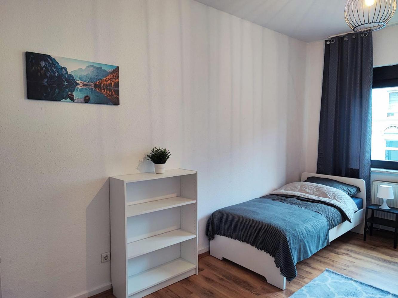 Cozy Apartment With Garden In Gelsenkirchen Eksteriør billede