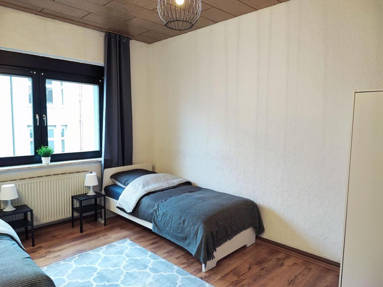 Cozy Apartment With Garden In Gelsenkirchen Eksteriør billede